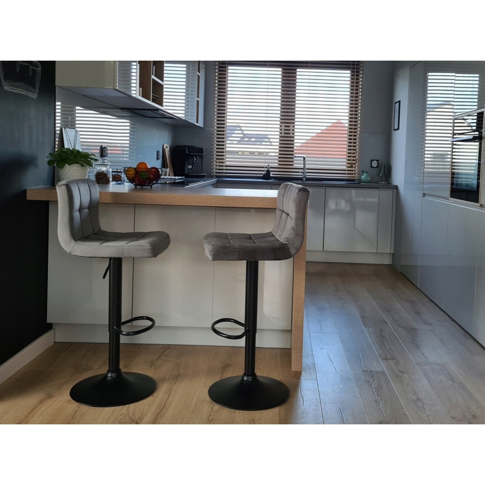 Sharp White Kitchen with Minimalist Style 
